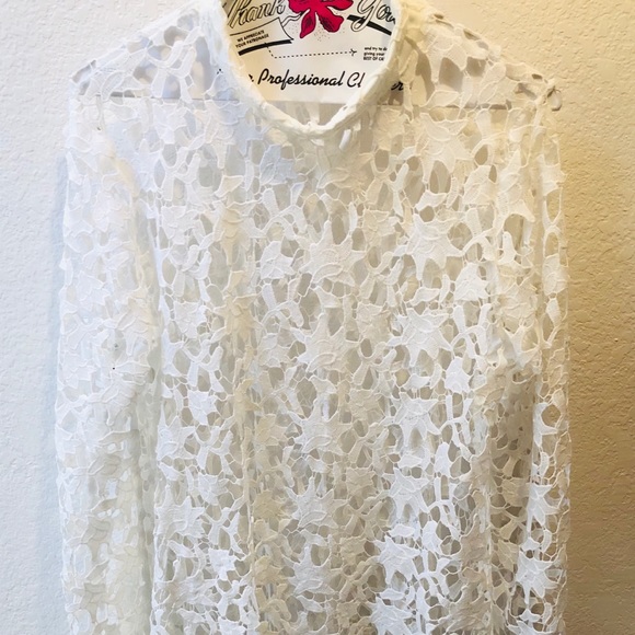 Gorgeous white CROCHET long tunic NWOT - Picture 2 of 4
